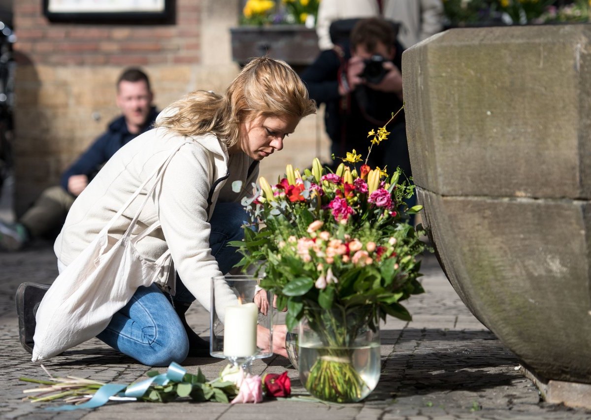 Münster Blumen Trauer.jpg