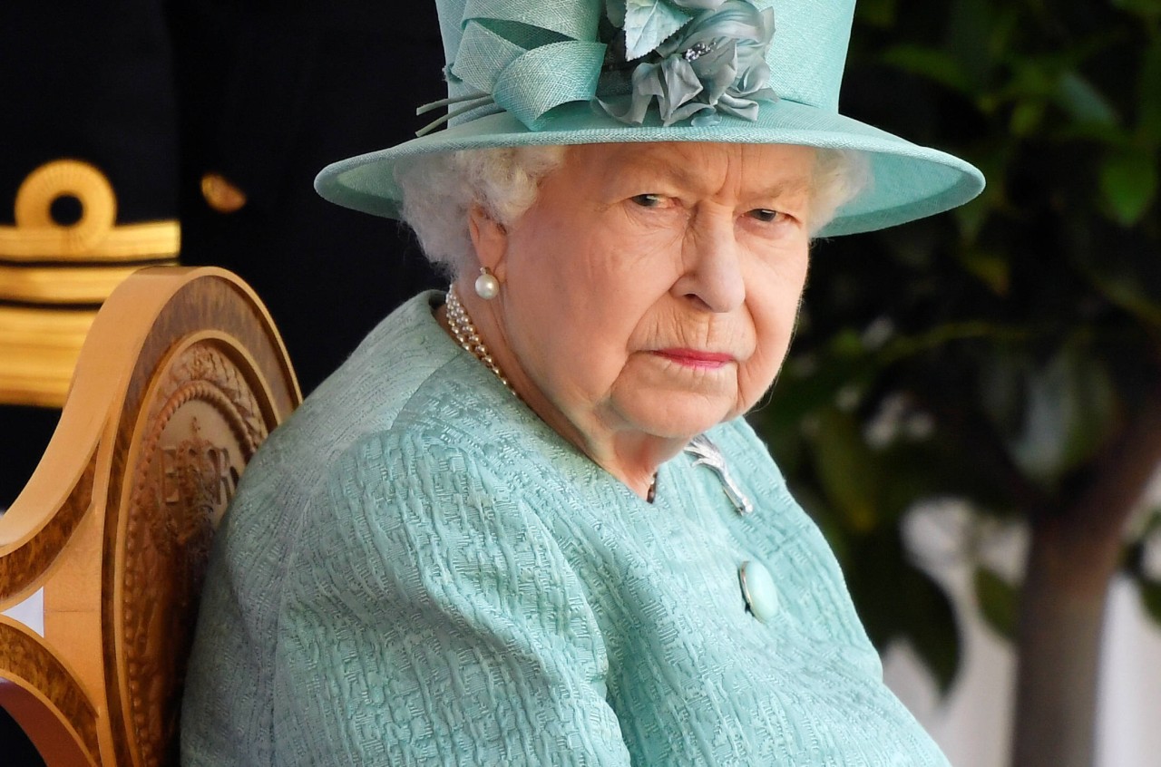 Queen Elizabeth II. wird bei "Trooping the Colour" von IHM begleitet.