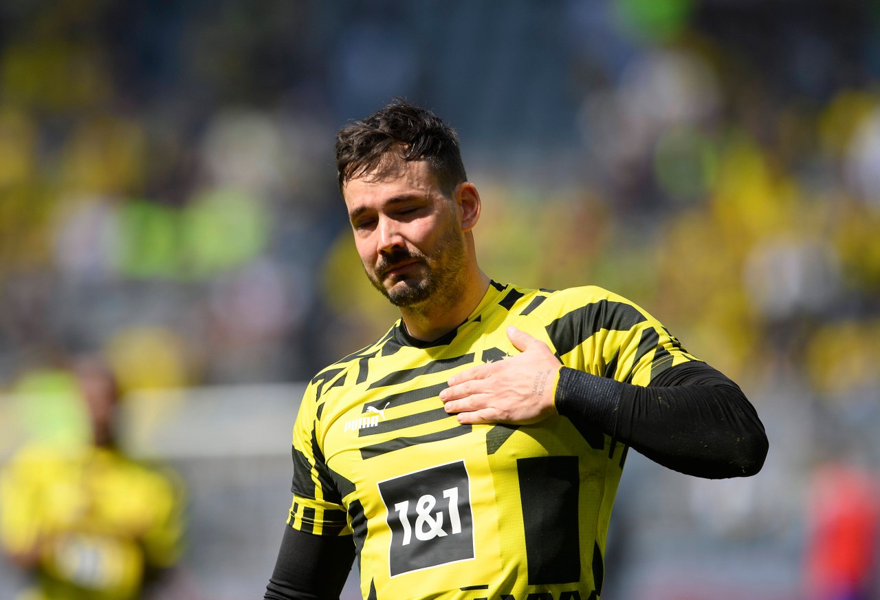 Roman Bürki hatte mit den Tränen zu kämpfen.