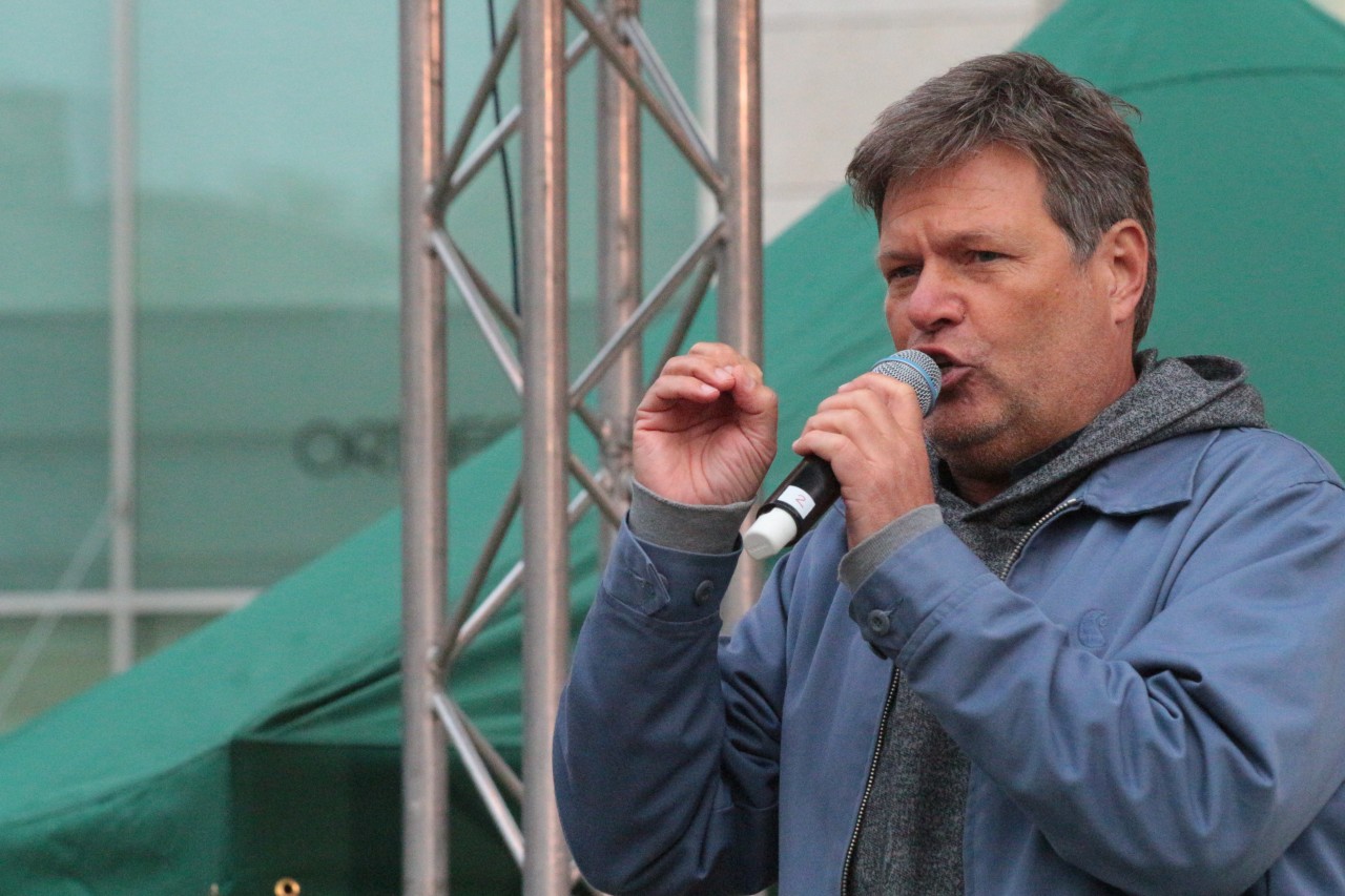 Robert Habeck wehrte sich in Dortmund gegen die Vorwürfe von Querdenkern.