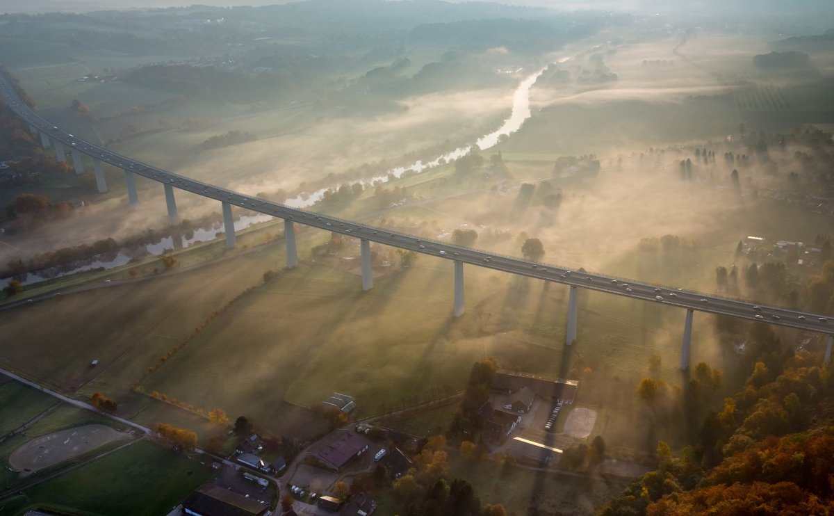 Ruhrtalbrücke-.JPG