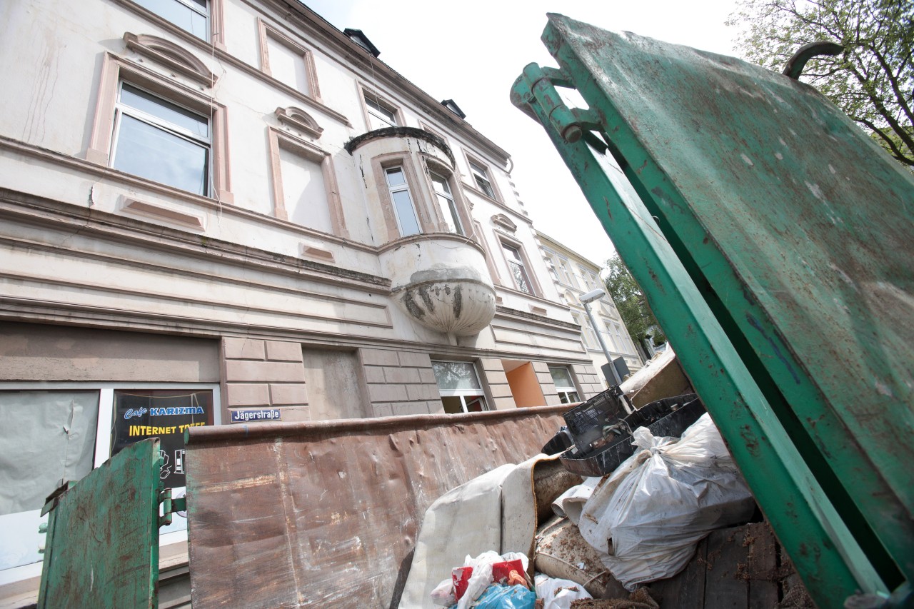 Schrottimmobilie in Gelsenkirchen wird abgerissen.