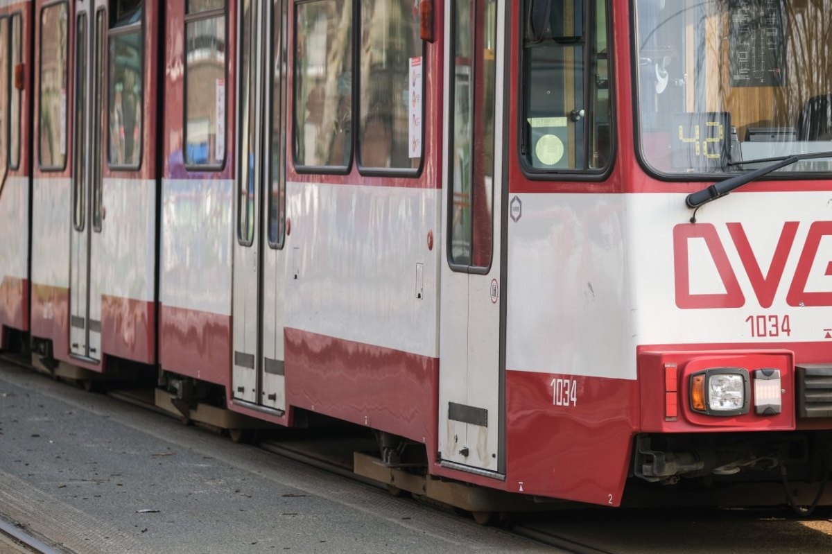 Straßenbahn Duisburg.jpg