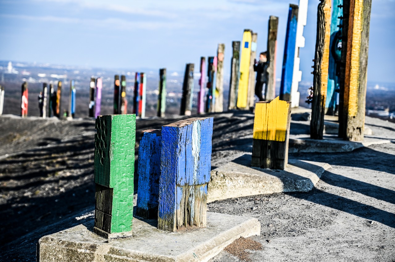 Bottrop (NRW): Auf der Halde Haniel wurden fünf Totems abgesägt.