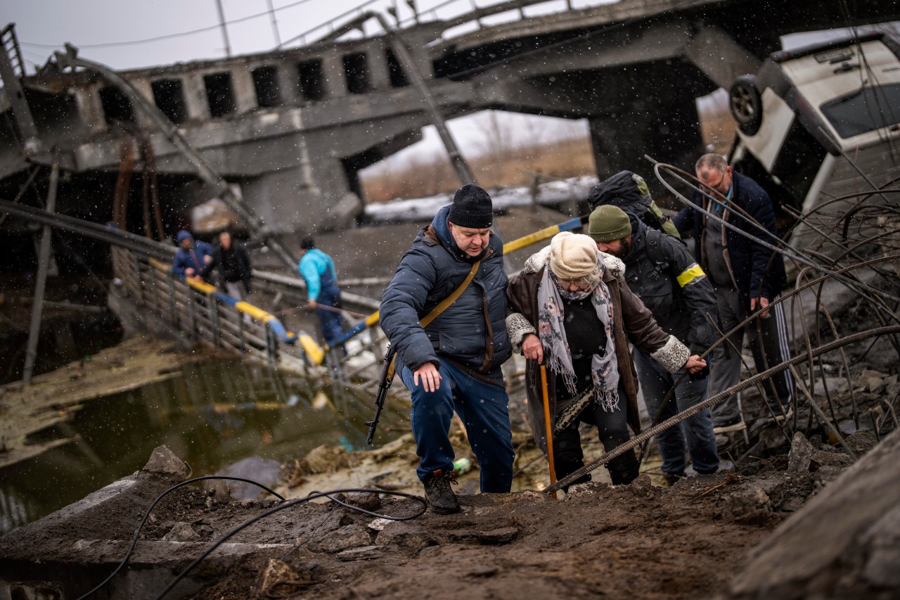 Fluchtkorridore sollen den Zivilisten in der Ukraine ermöglichen, zu fliehen. (Symbolbild)