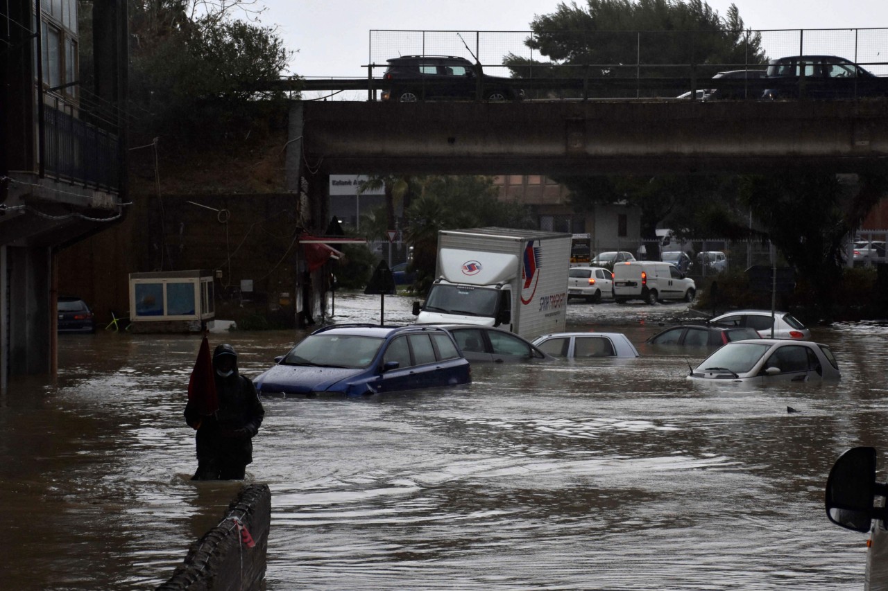 Italien: Auf Sizilien kommt es momentan zu katastrophalen Überschwemmungen. Kommt jetzt auch noch der Mega-Sturm?