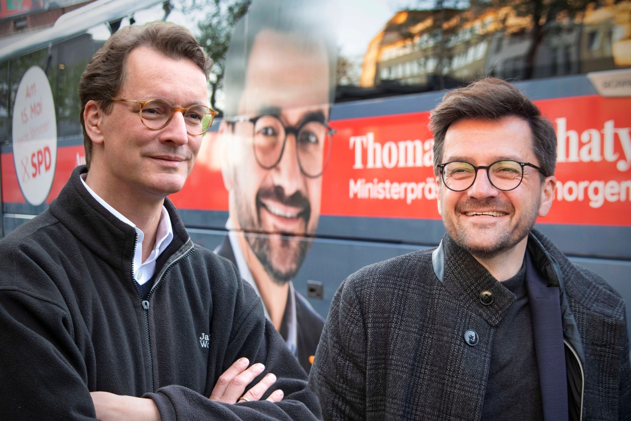 Schöne Szene im Wahlkampfendspurt zwischen Thomas Kutschaty und Hendrik Wüst. 