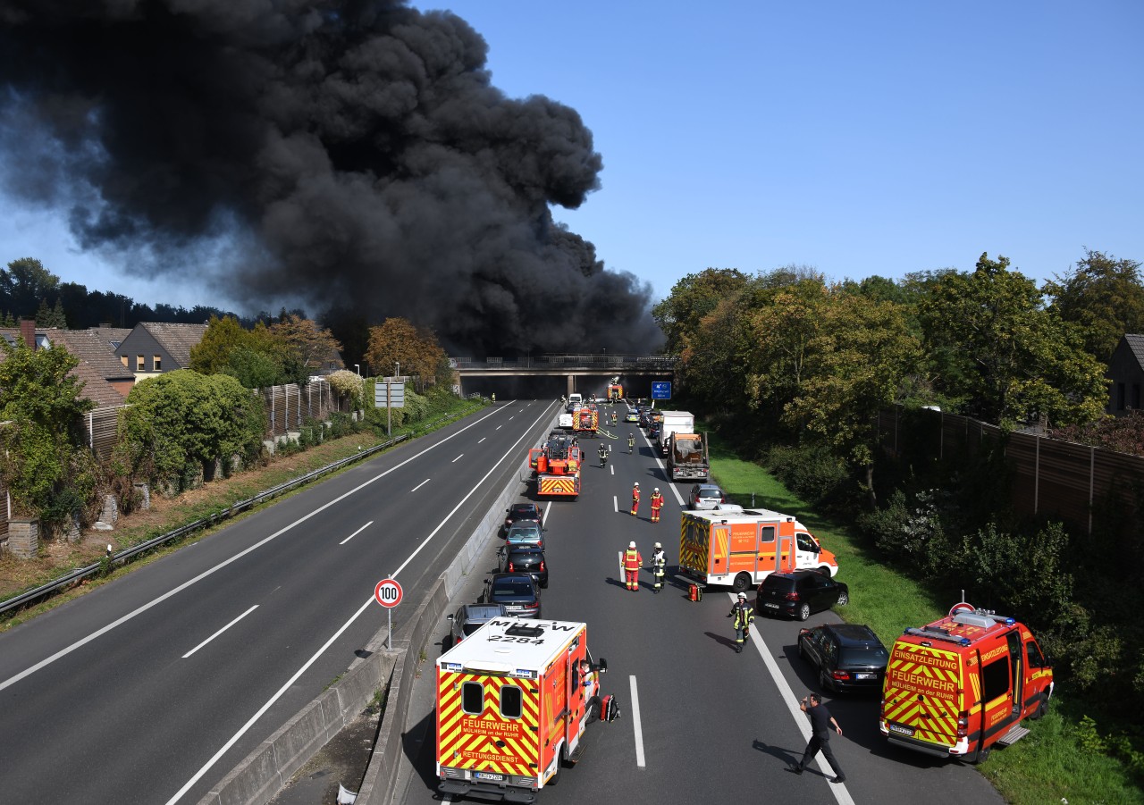 A40 bei Mülheim: Der Lkw-Brand im September 2020.