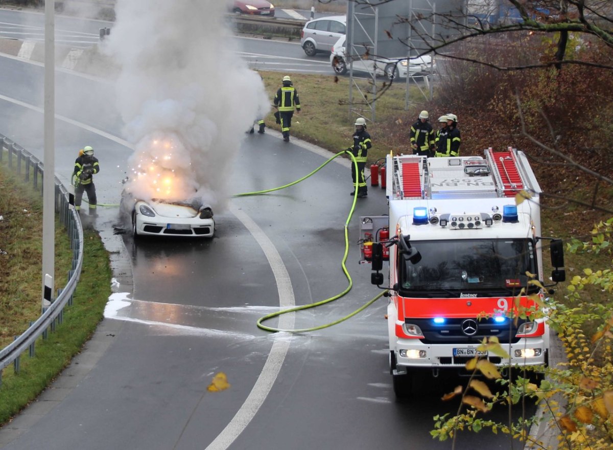 autobahnkreuz-bonn-nord-porsche.jpg