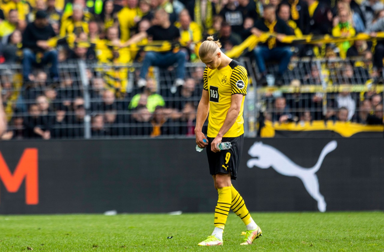 Borussia Dortmund: Ein enttäuschter Erling Haaland, trotz Hattrick verloren.