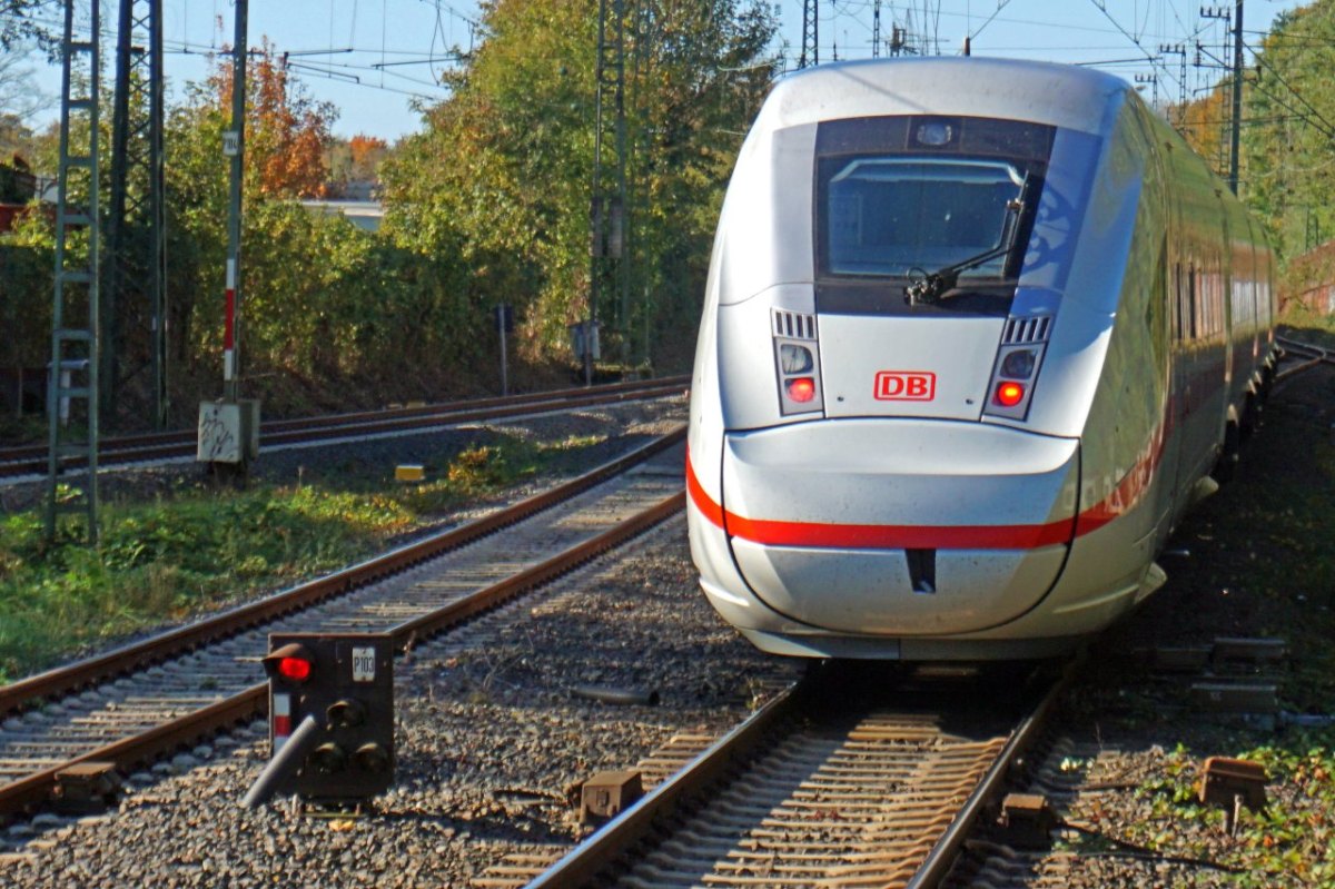 deutsche bahn.jpg