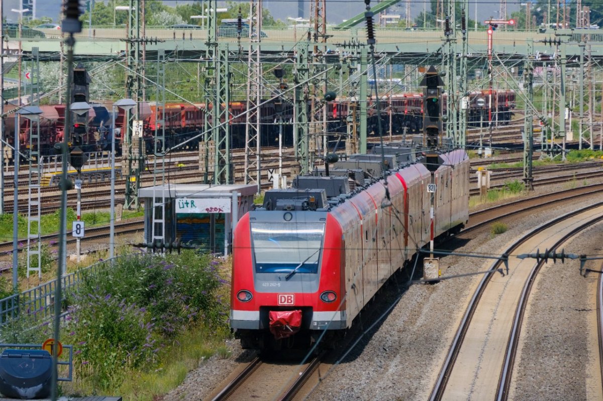 deutsche bahn.jpg