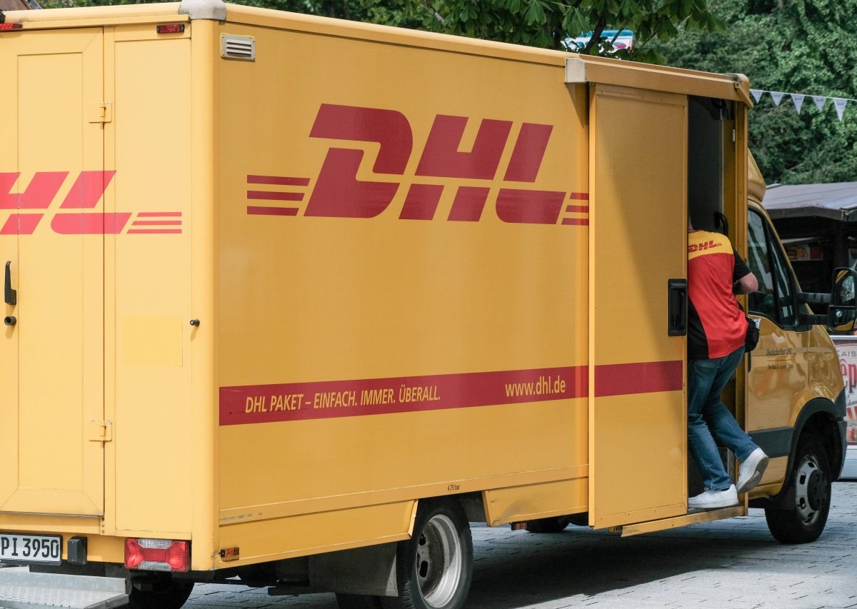 dhl.jpg