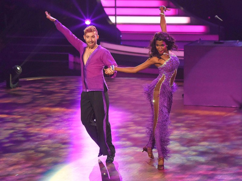 2015 nahm er als Kandidat an der achten Staffel der RTL-Tanzshow „Let’s Dance“ teil.