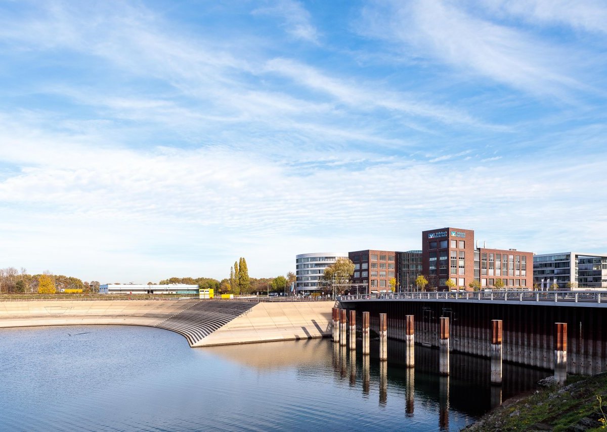 duisburger-innenhafen-masche-19jährige.jpg