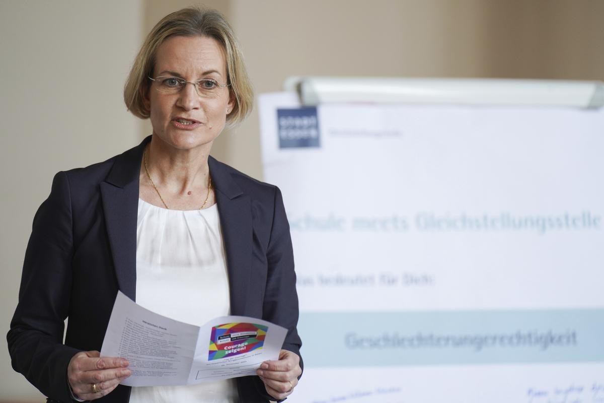 Corona in Essen: Simone Reuen, Schulleiterin am Burggymnasium in Essen, sorgt sich um die psychische Gesundheit ihrer Schüler. 