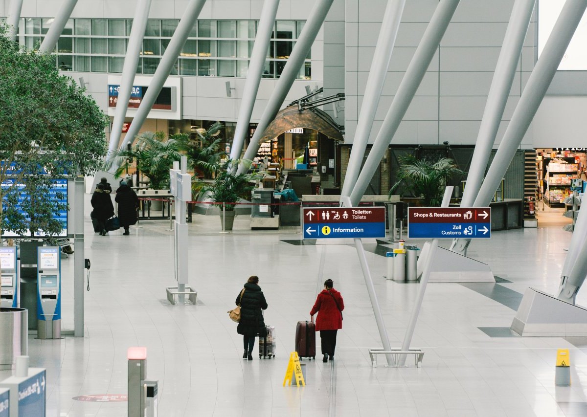 flughafen düsseldorf.jpg