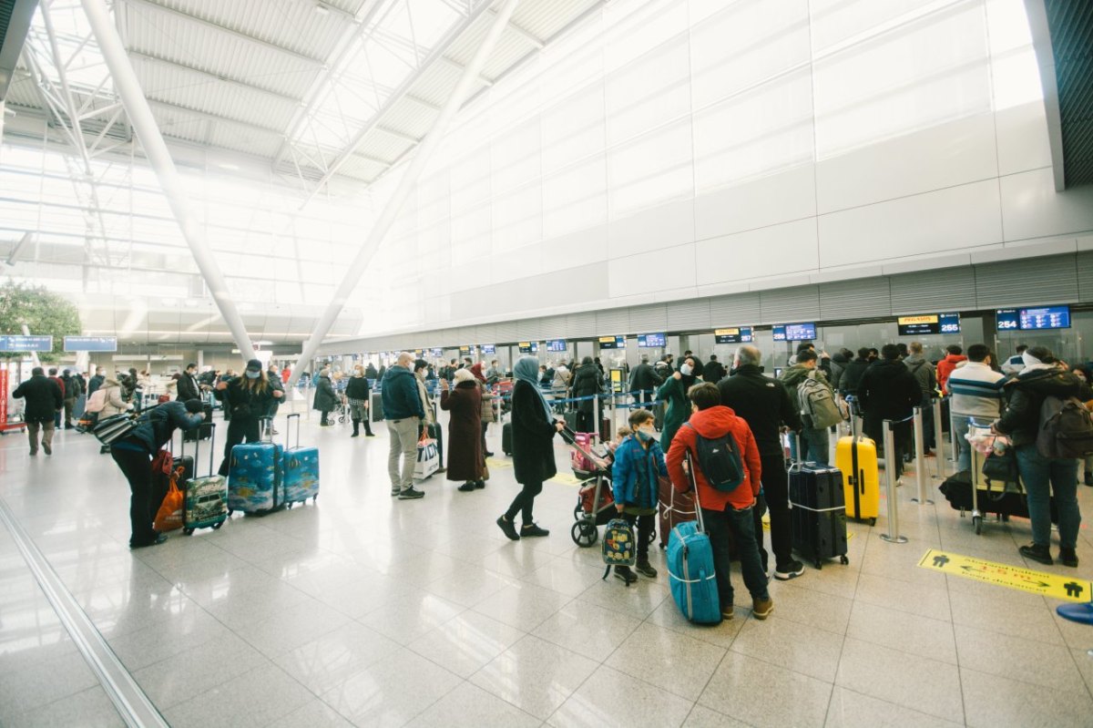 flughafen düsseldorf passagiere.jpg