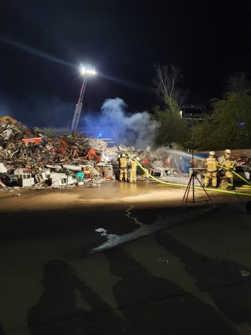 Brand auf Schottplatz in Essen-Altenessen.