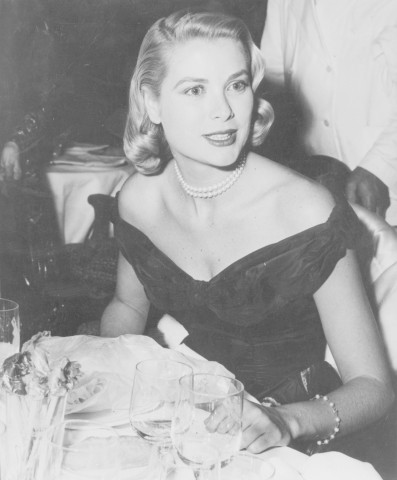 Jazmin Grace Grimaldi ist die Enkelin von Hollywood-Legende Grace Kelly hier 1955 beim Film-Festival in Cannes. 