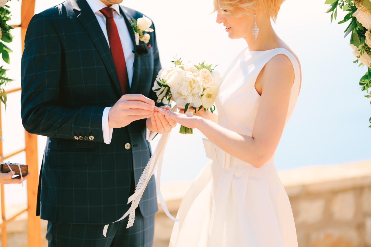 Für diese Hochzeit hatte das Brautpaar strenge Regeln aufgestellt! (Symbolbild)