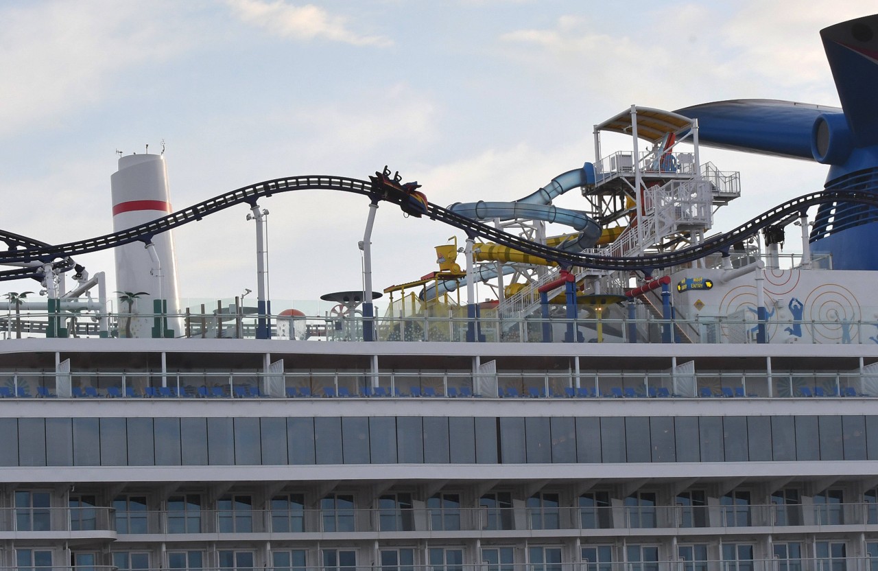 Kreuzfahrt: Das erste Schiff mit Achterbahn.