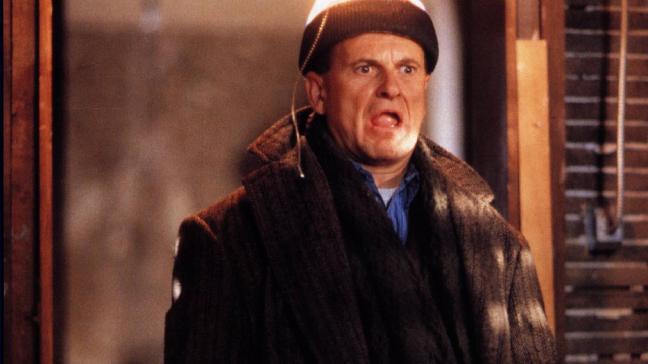 Joe Pesci spielte in beiden Filmen den Gauner Harry.
