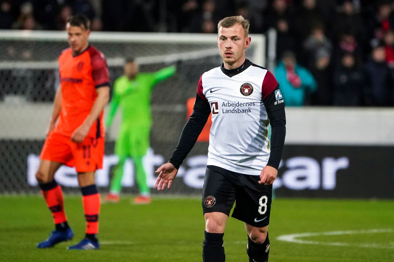 Max Meyer kann seine Talfahrt auch in Midtjylland nicht stoppen.