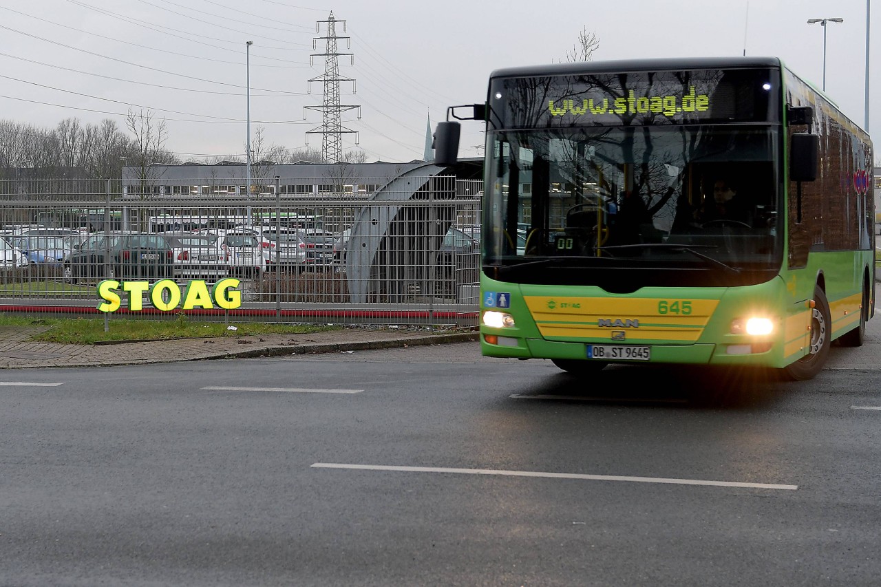 Schwerer Bus-Unfall in Oberhausen