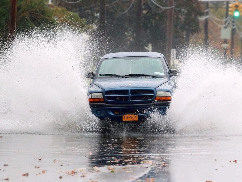 An der Ostküste der USA bereiten sich die Menschen auf den herannahenden Hurrikan Sandy vor.