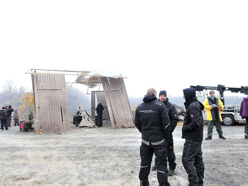 Alarm für Cobra 11 dreht in Balve im Steinbruch Beckum. Explosion, Stunt, Filmdreh Firma Action-Concept.Foto: Stefan Scherer