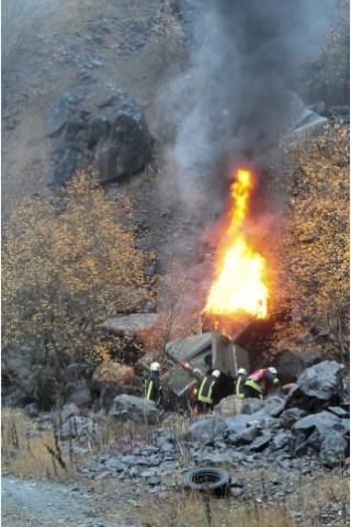 Alarm für Cobra 11 dreht in Balve im Steinbruch Beckum. Explosion, Stunt, Filmdreh Firma Action-Concept.Foto: Stefan Scherer