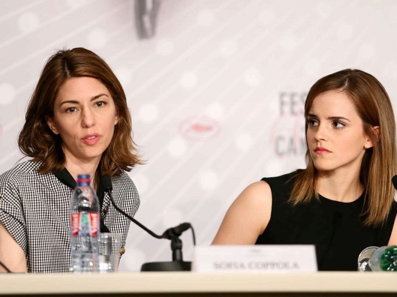 Regisseurin Sofia Coppola (l.) und Schauspielerin Emma Watson bei den 66. Filmfestspielen an der Côte d’Azur in Cannes.