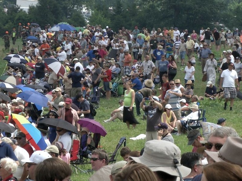 Amerikaner spielen zum 150. Jahrestag die entscheidende Schlacht des amerikanischen Bürgerkrieges in Gettysburg nach.