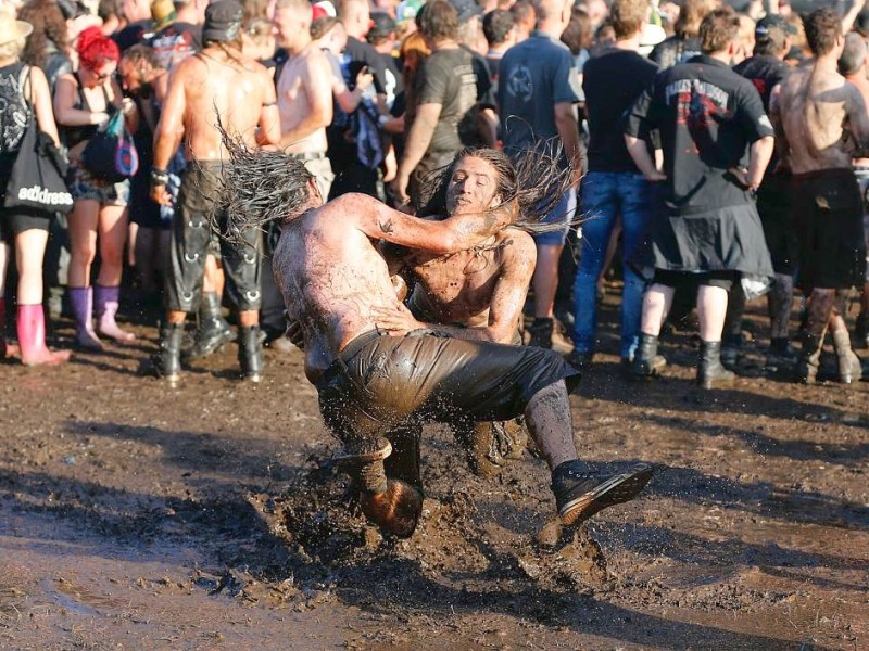 Nach Einschätzung der Organisatoren kamen 75.000 Besucher zum weltgrößten Festival für Heavy-Metal-Musik.