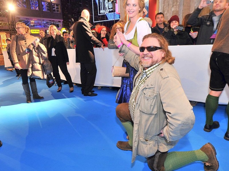 Die Darsteller Diana Amft, Tobias Licht und Armin Rohde kamen zur Premiere des Films im Weißen Rössl - Wehe, Du singst! im November 2013.