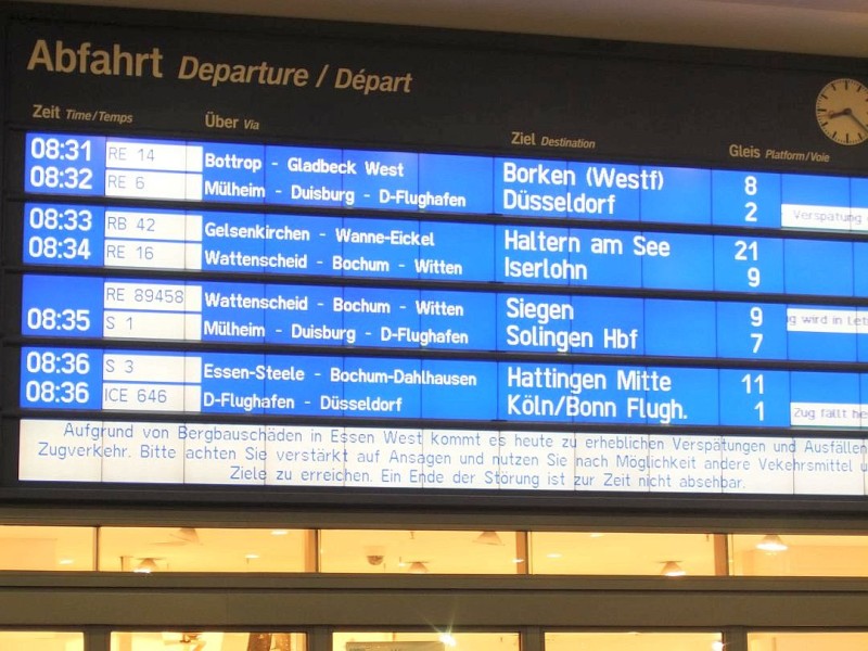 Bahnreisende müssen mit massiven Verspätungen und Zugausfällen rechnen.