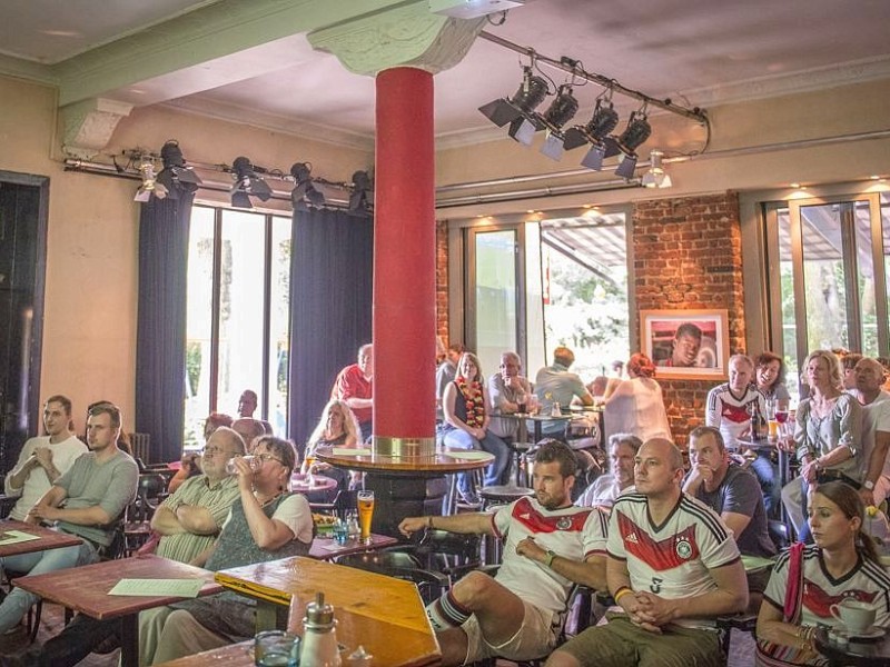 Public Viewing im Café Steinbruch.