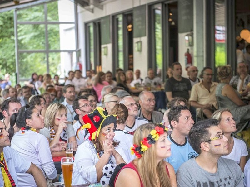 Public Viewing im Café Steinbruch.