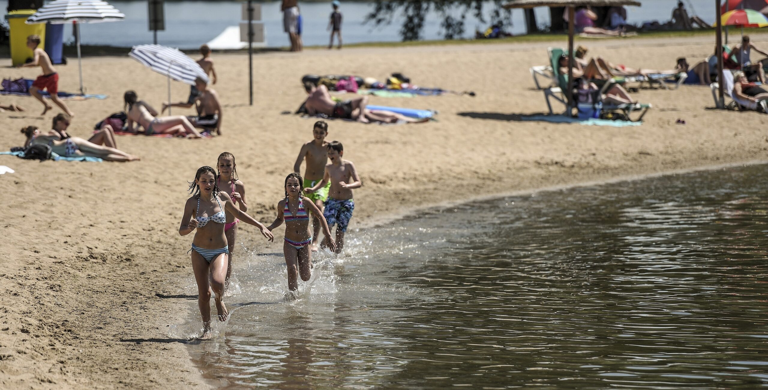 Sonnen und baden im Xantener Südsee.