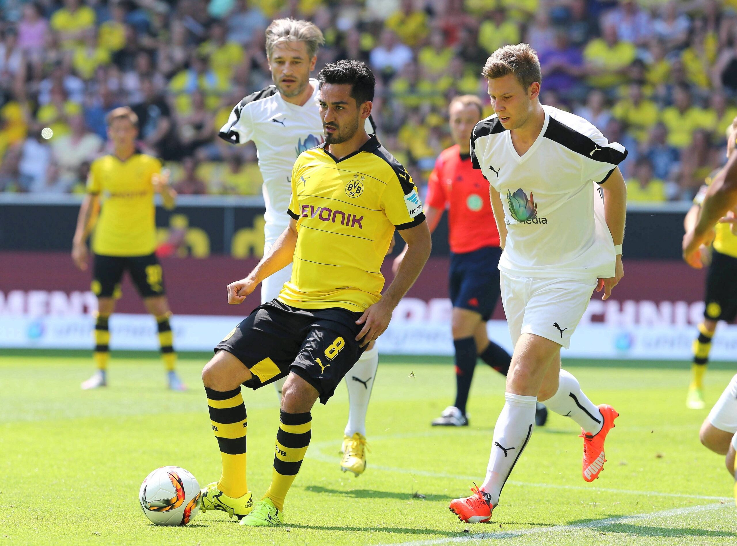 Die offizielle Saisoneröffnung von Borussia Dortmund. Die Bilder aus dem Signal Iduna Park.