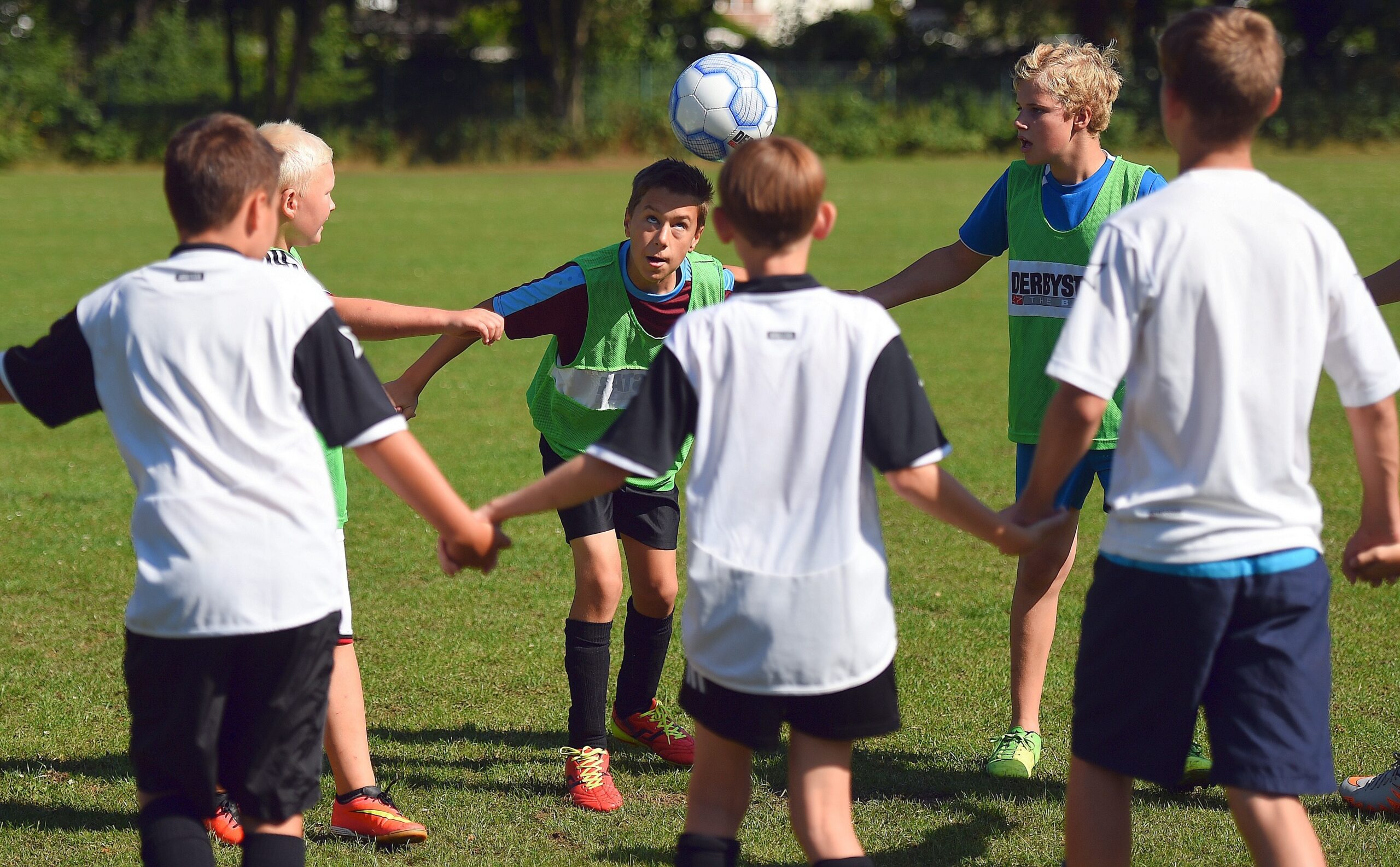 NRZ Ferienfußballcamp.