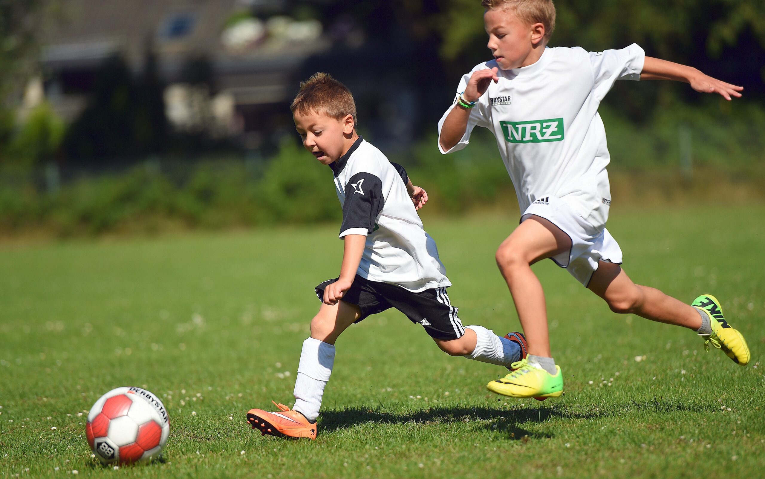 NRZ Ferienfußballcamp.