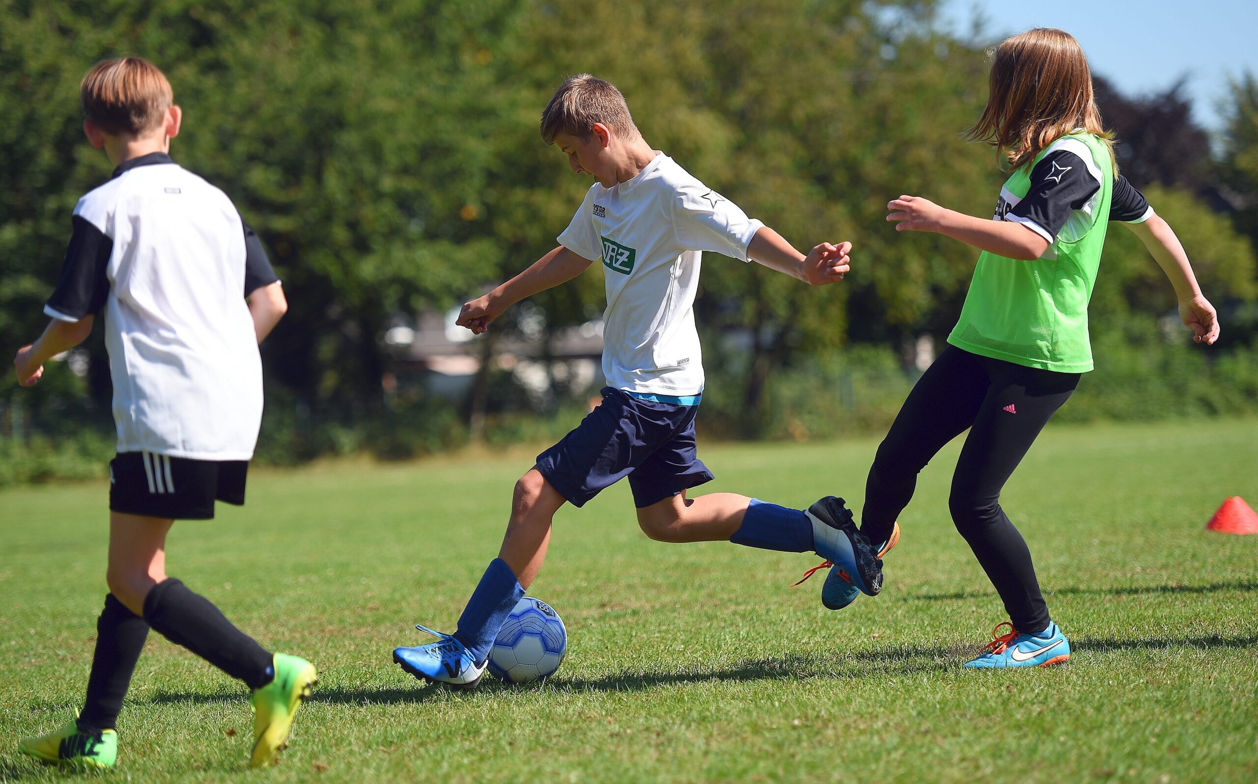 NRZ Ferienfußballcamp.