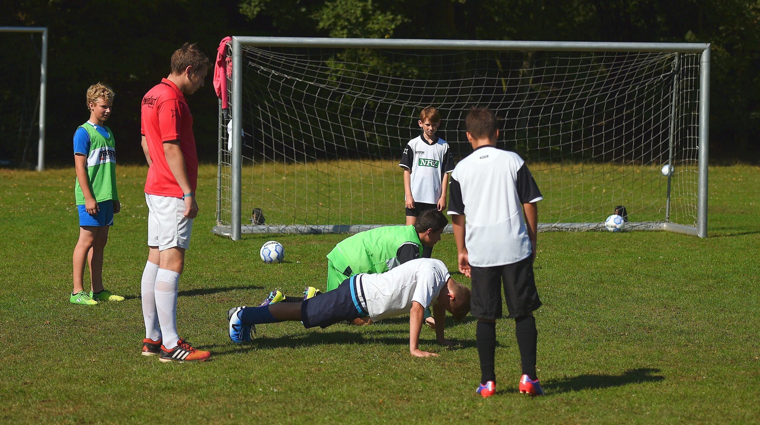 NRZ Ferienfußballcamp.