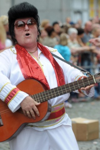 Crange steht Kopf. Bis zum 14. August lockt die 576. Cranger Kirmes zum großen Rummel.