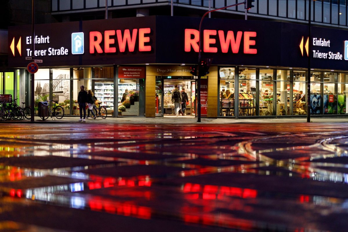 rewe-logo.jpg