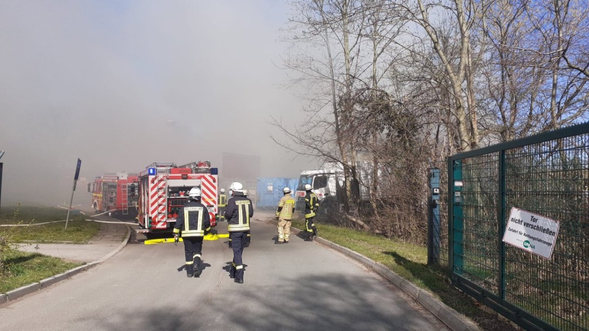 ruhrgebiet-fröndenberg-unna-feuerwehr-brand