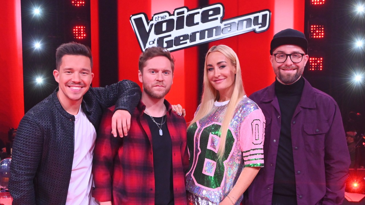 Die „The Voice of Germany“-Coaches verraten, was sie sich hinter den Kulissen texten.