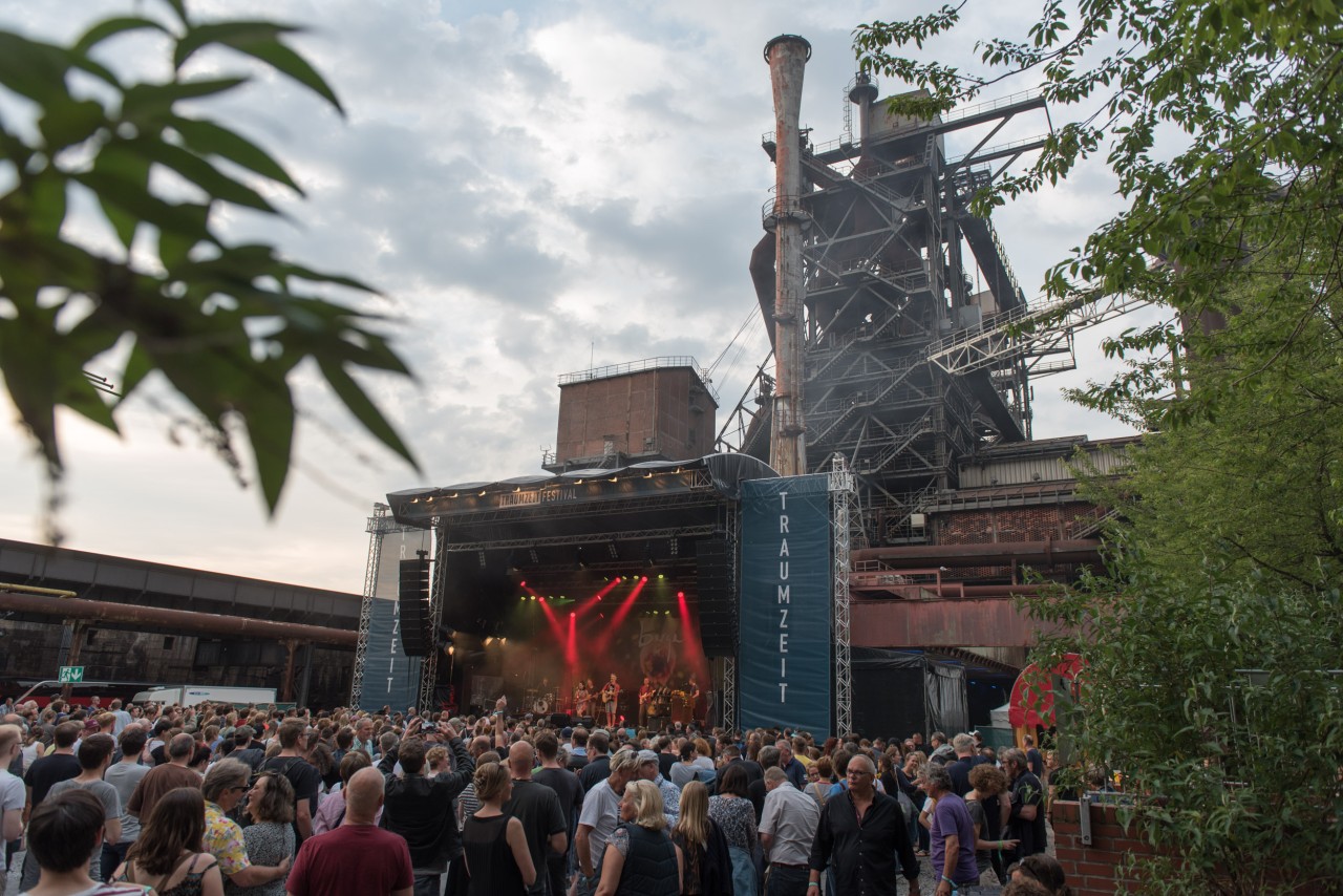 Traumzeit-Festival Duisburg im Jahr 2019: Damit wieder so viel Menschen zusammen kommen dürfen, müssen einige Regeln beachtet werden. 